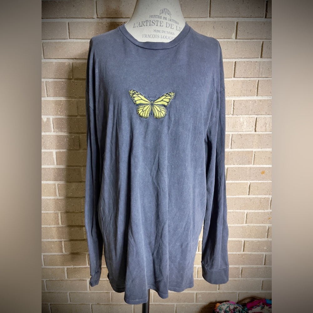 FOREVER 21 Dark Grey Long Sleeve Boxy Fitting Sweatshirt with Butterfly Detail